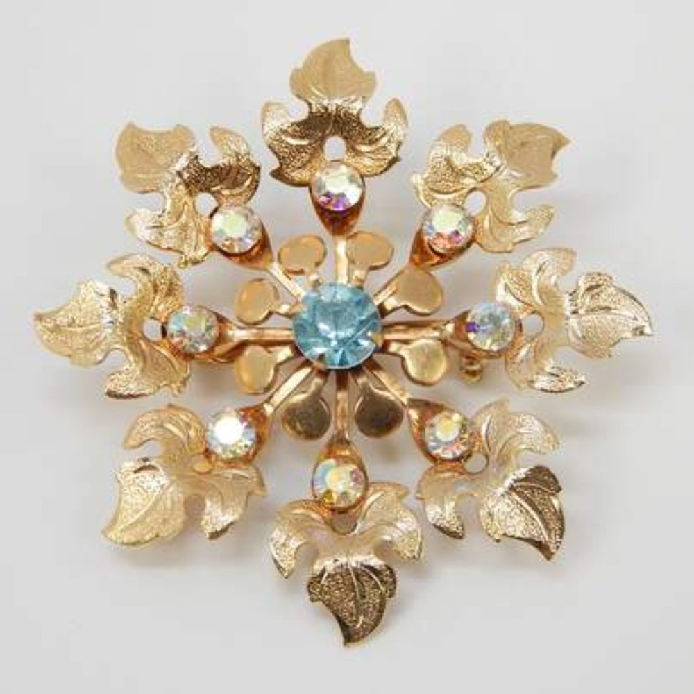 Vintage Gold Tone Blue & Aurora Rhinestone Leaves Flower Brooch & Earrings Set